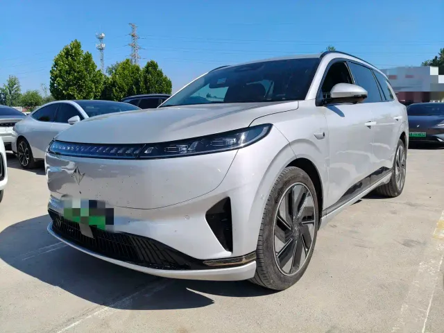 Dongfeng eπ 008 — Фото автомобиля 3