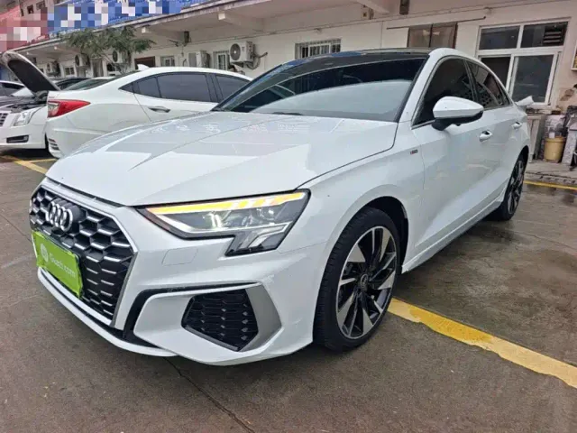 Фотография автомобиля — Audi A3