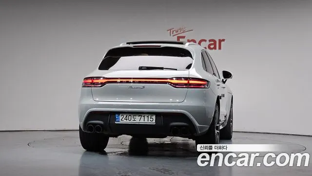 Porsche Macan — Фото автомобиля 4