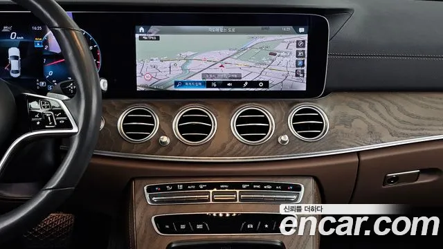 Mercedes-Benz E-Class W213 — Фото автомобиля 20