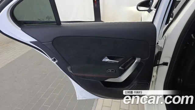 Mercedes-Benz A-Class W177 — Фото автомобиля 14