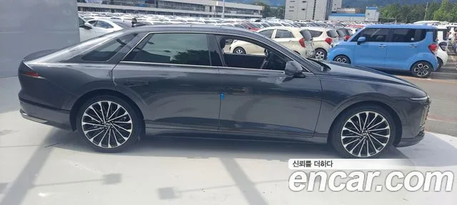 Hyundai Grandeur — Фото автомобиля 3