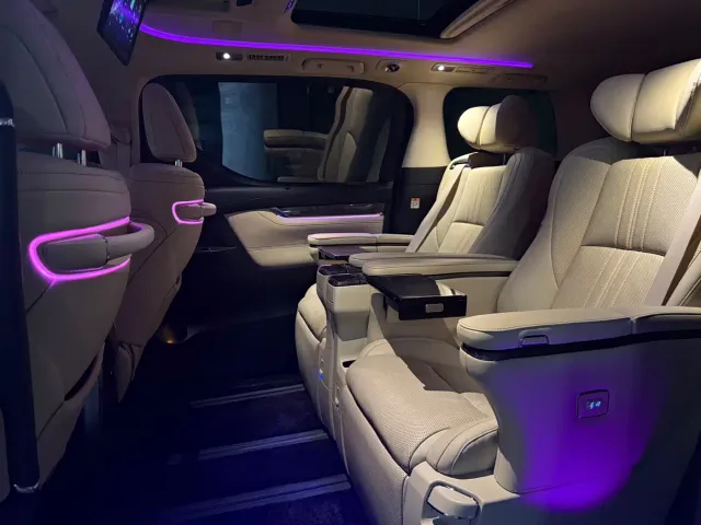 Toyota Vellfire — Фото автомобиля 10