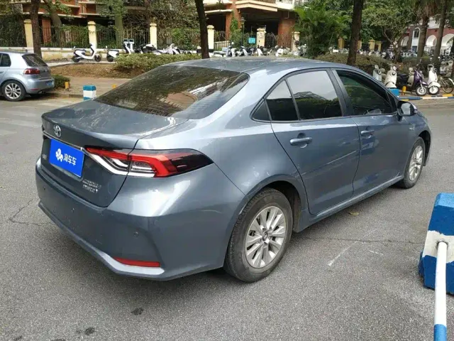 Toyota Corolla — Фото автомобиля 3