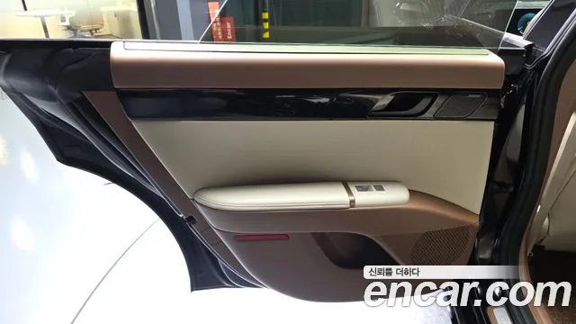 Hyundai Grandeur GN7 — Фото автомобиля 14
