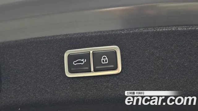 Genesis G80 Бензин 2.5 турбо AWD — Фото автомобиля 20