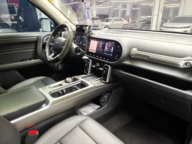 Haval Big Dog — Фото автомобиля 10