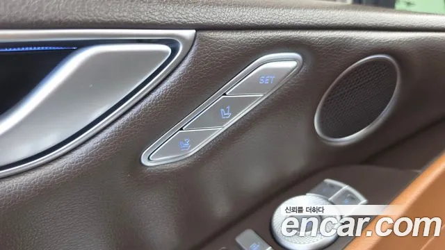 Genesis G80 RG3 — Фото автомобиля 30