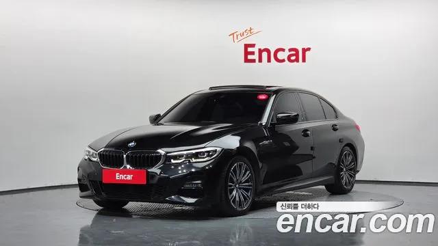 Фотография автомобиля — BMW 3-Series
