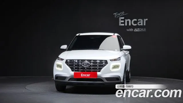 Hyundai Venue — Фото автомобиля 3