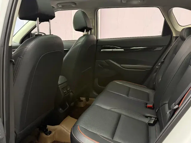 Kia Seltos — Фото автомобиля 17