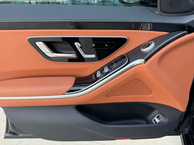 Mercedes-Benz S-Class — Фото автомобиля 7