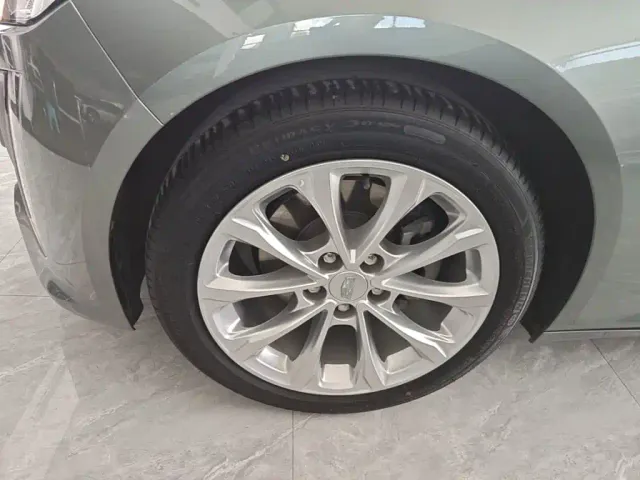 Cadillac CT5 — Фото автомобиля 22