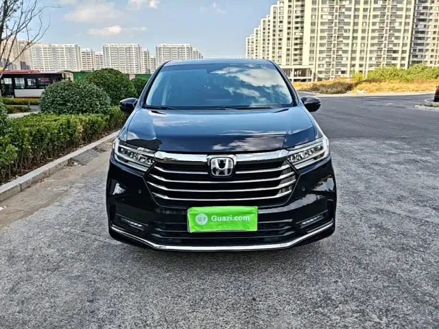 Honda Odyssey — Фото автомобиля 2