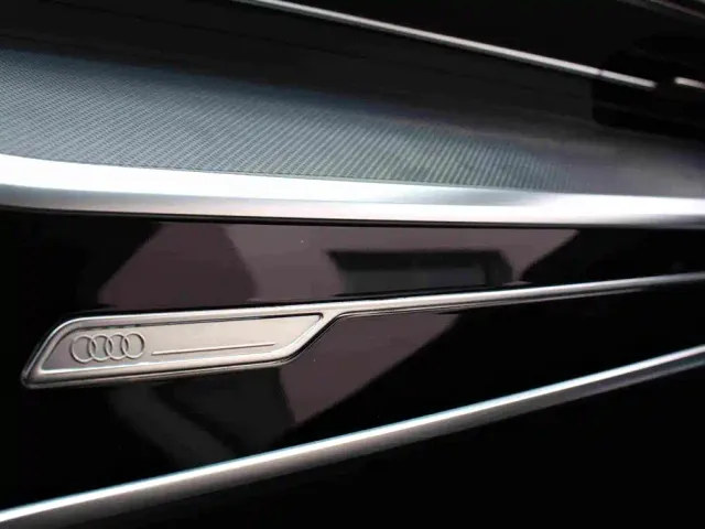 Audi A7L — Фото автомобиля 10