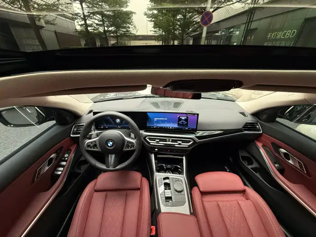 BMW 3 Series — Фото автомобиля 10