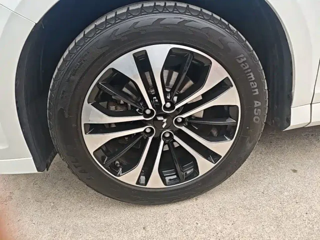 Wuling Victory — Фото автомобиля 22