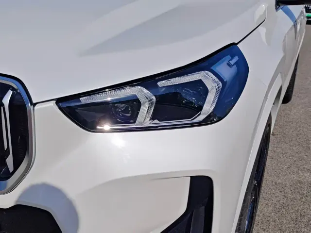 BMW X1 — Фото автомобиля 3