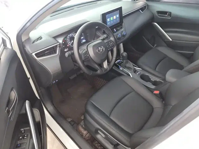 Toyota Corolla Cross — Фото автомобиля 15