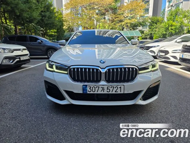 BMW 5 Series G30 — Фото автомобиля 3