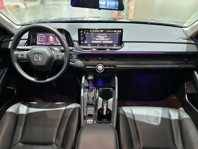 Honda Accord — Фото автомобиля 5