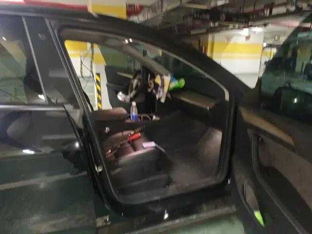 Tesla Model Y — Фото автомобиля 17