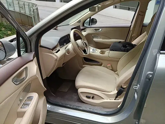 Shangjie SUV — Фото автомобиля 15