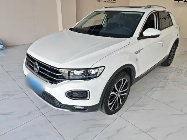 Фотография автомобиля — Volkswagen T-Roc
