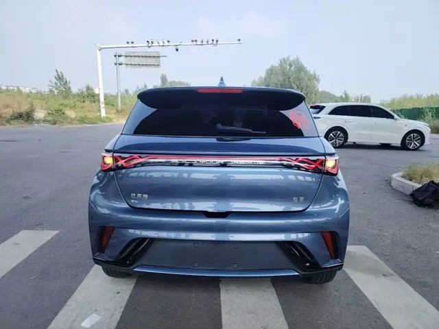 BYD Dolphin — Фото автомобиля 5