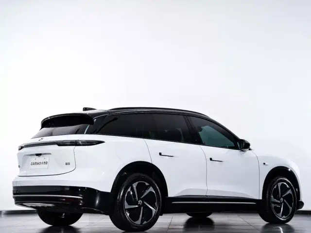 Nio ES6 — Фото автомобиля 7