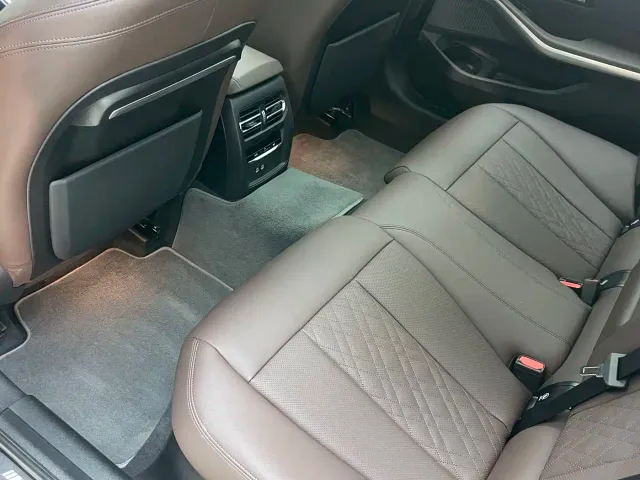 BMW 3 Series — Фото автомобиля 26