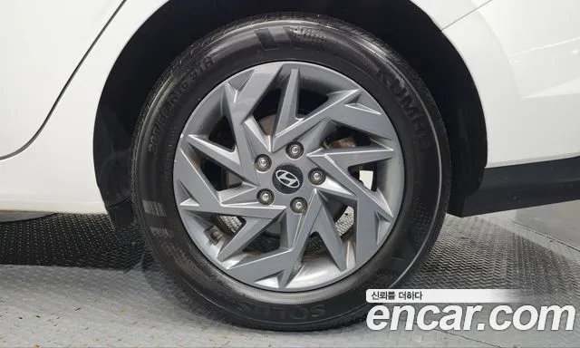 Hyundai Avante CN7 — Фото автомобиля 6
