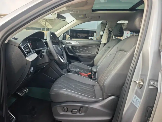 Volkswagen Tiguan L — Фото автомобиля 10