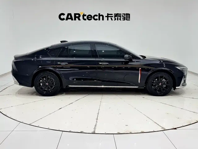 Hongqi H6 — Фото автомобиля 4