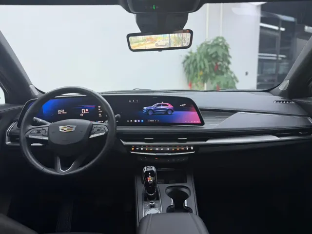 Cadillac XT4 — Фото автомобиля 4