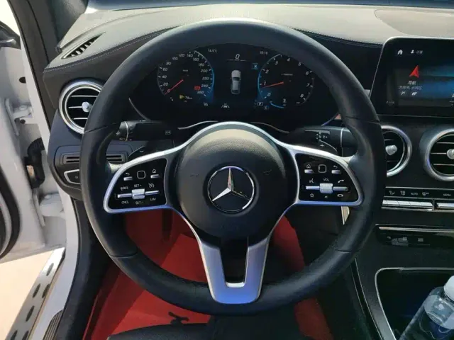 Mercedes-Benz GLC Coupe — Фото автомобиля 15