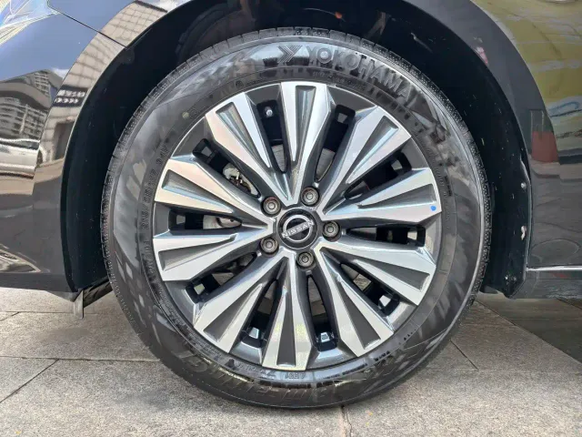 Nissan Teana — Фото автомобиля 5