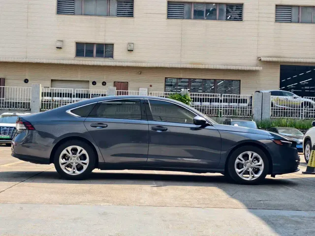 Honda Accord — Фото автомобиля 8