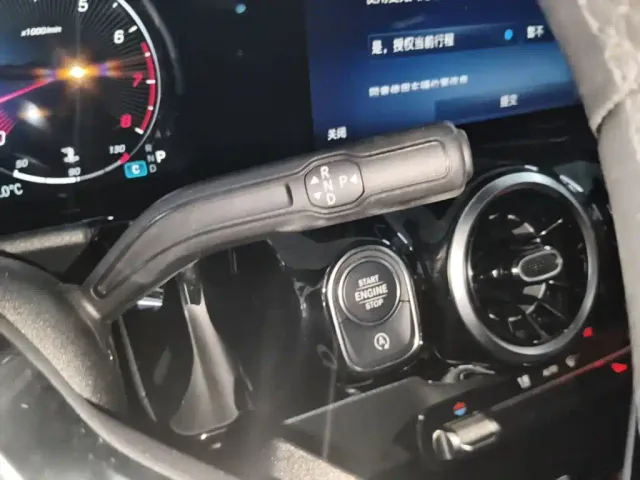 Mercedes-Benz GLA-Class — Фото автомобиля 13