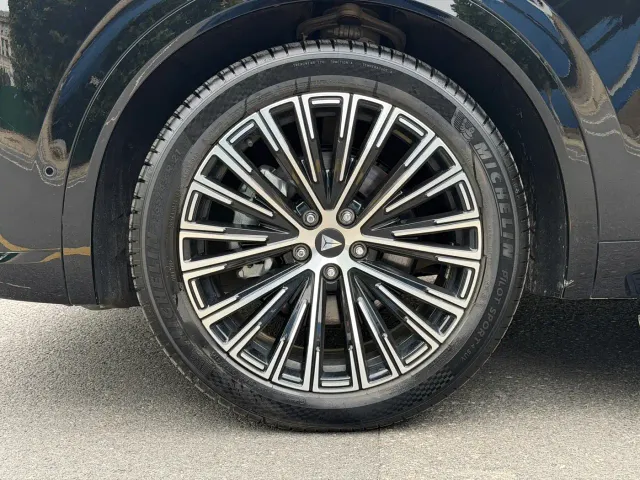Deepal Deep Blue S09 — Фото автомобиля 13