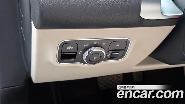 Mercedes-Benz EQB — Фото автомобиля 27