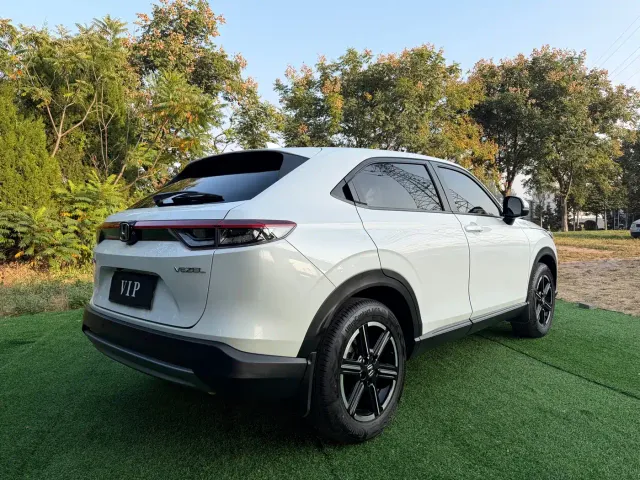 Honda Vezel — Фото автомобиля 6