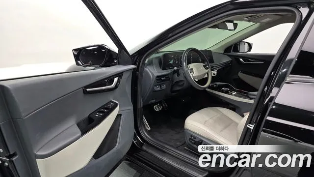 Kia EV6 — Фото автомобиля 10