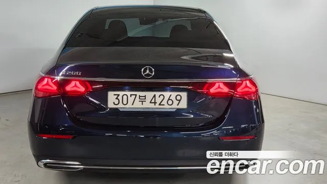 Mercedes-Benz E-Class W214 — Фото автомобиля 4