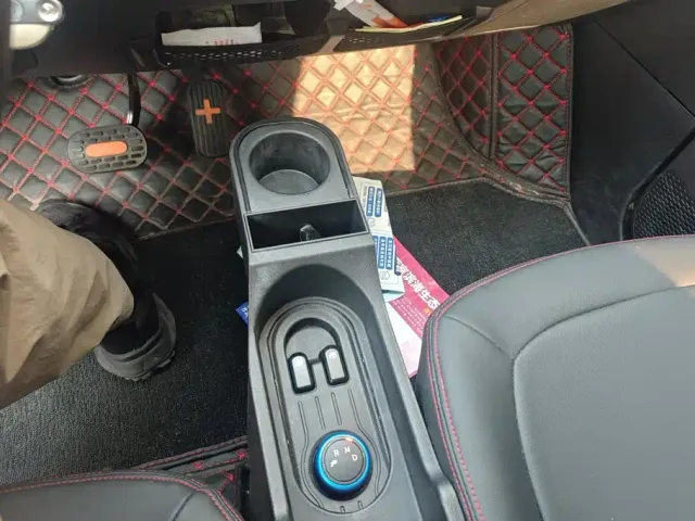 Wuling Hongguang Mini EV — Фото автомобиля 16