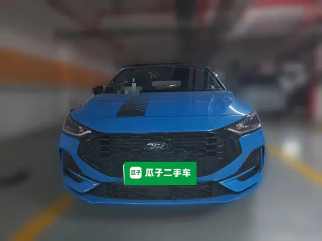 Ford Focus — Фото автомобиля 2