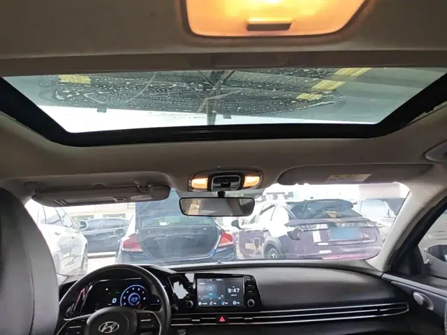 Hyundai Elantra — Фото автомобиля 17