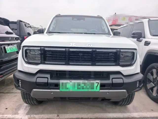 BAIC BJ40 — Фото автомобиля 3