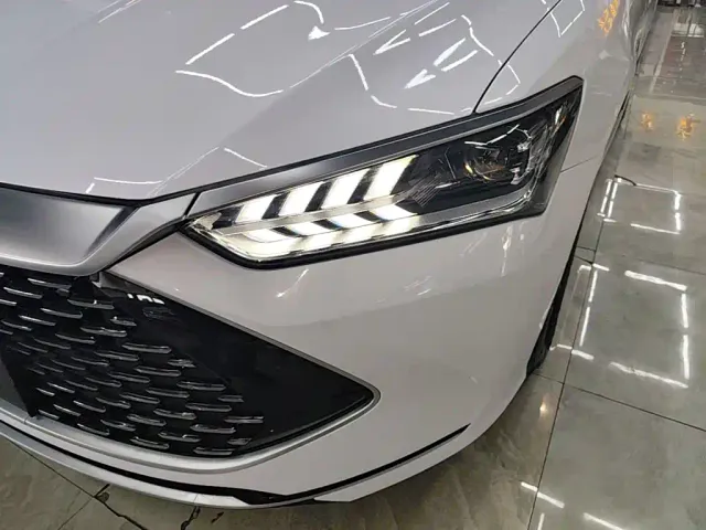 BYD Qin PLUS — Фото автомобиля 23