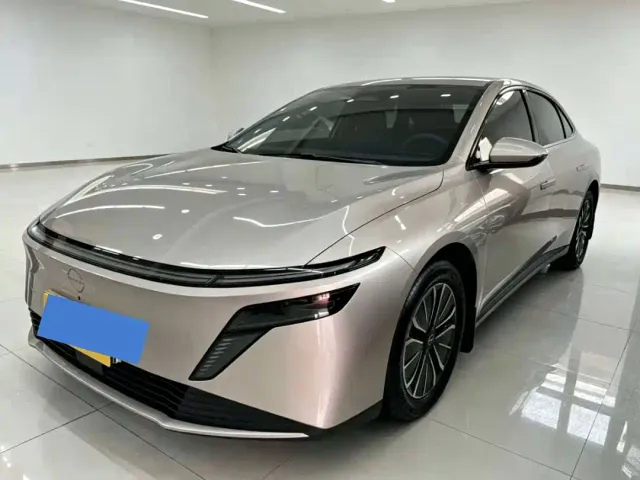 Фотография автомобиля — Nissan N6